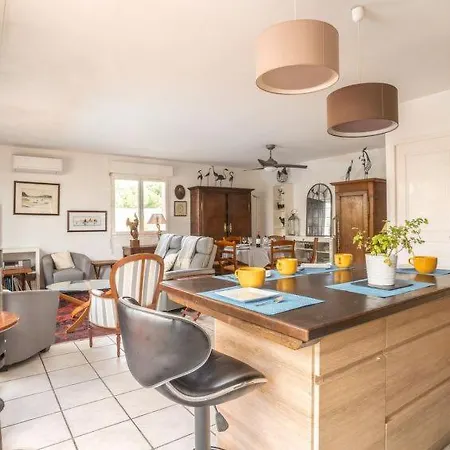 Kerkokos Maison Familiale Avec Piscine Holiday home *