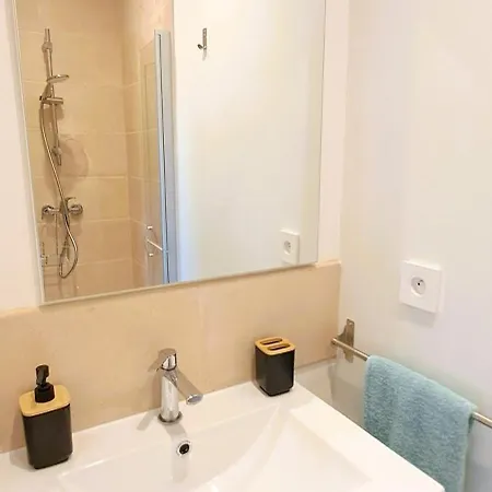 Prázdninový dům Kerkokos Maison Familiale Avec Piscine *