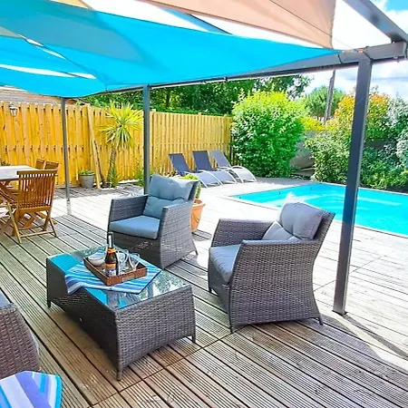 Prázdninový dům Kerkokos Maison Familiale Avec Piscine Gujan-Mestras