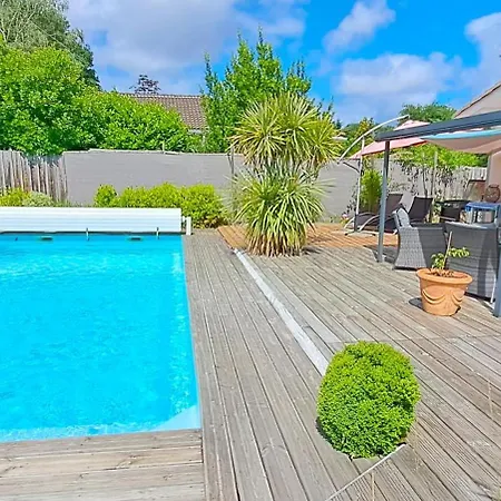 Prázdninový dům Kerkokos Maison Familiale Avec Piscine Gujan-Mestras